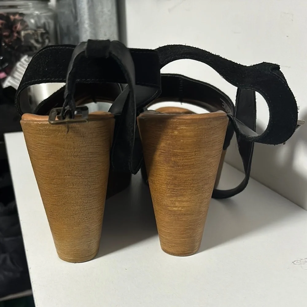Steve Madden Black Wedge Sandals